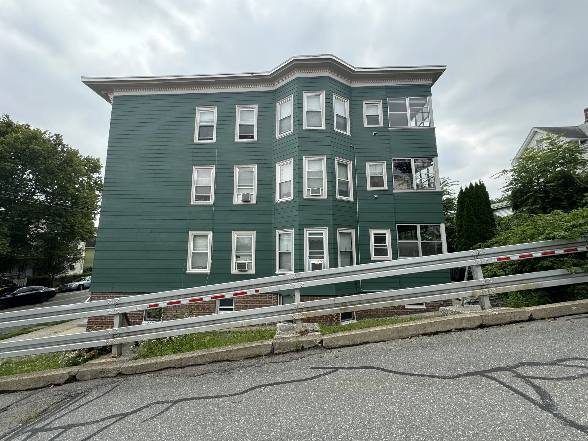 3 bed, 1 bath apartment for rent at 29 Cameron Ave Unit 1, Teele Square — photo 20 of 22