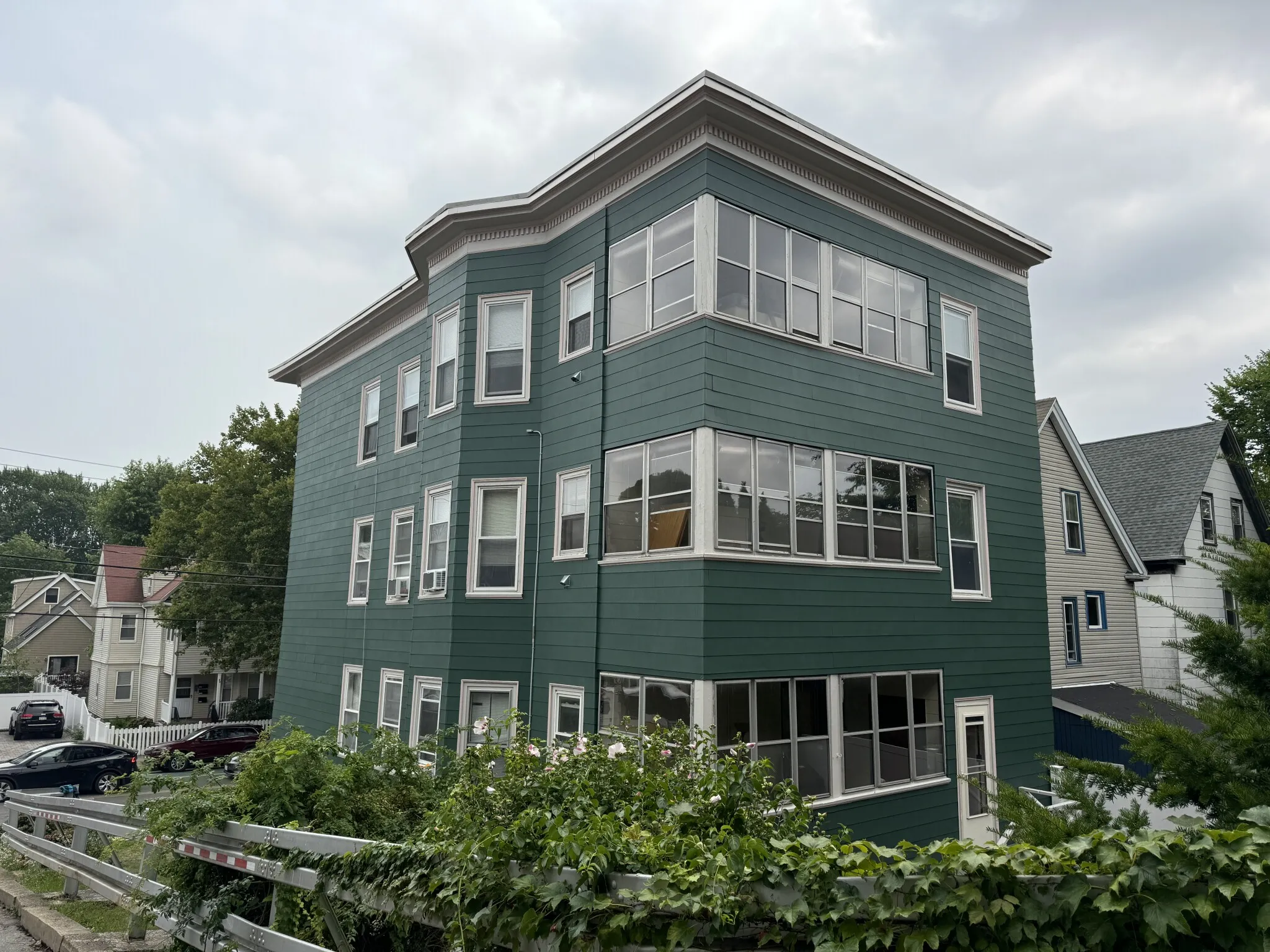 3 bed, 1 bath apartment for rent at 29 Cameron Ave Unit 1, Teele Square — photo 19 of 22
