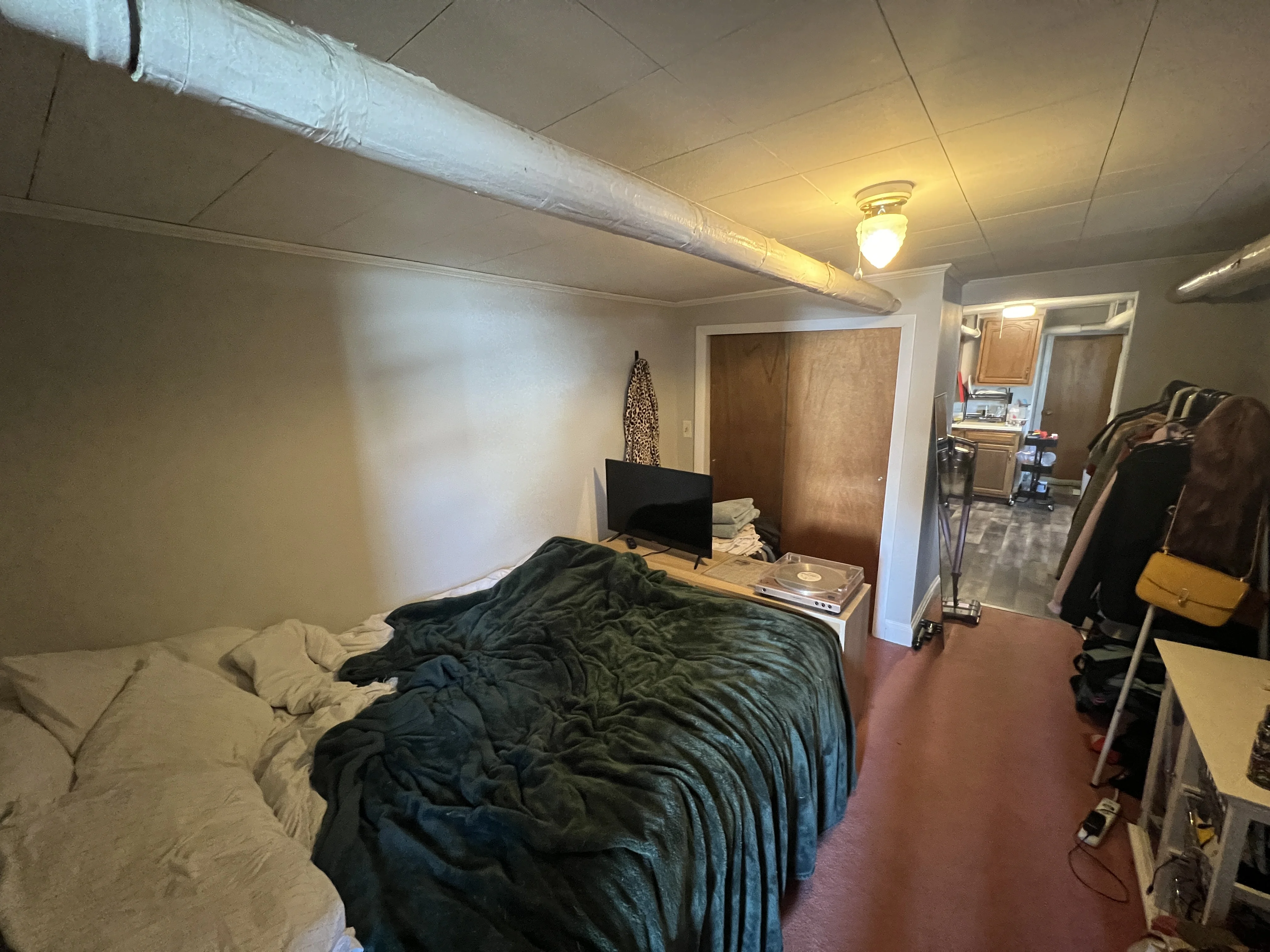 Studio bed, 1 bath apartment for rent at 29 Cameron Ave Unit 1B, Teele Square — photo 5 of 9