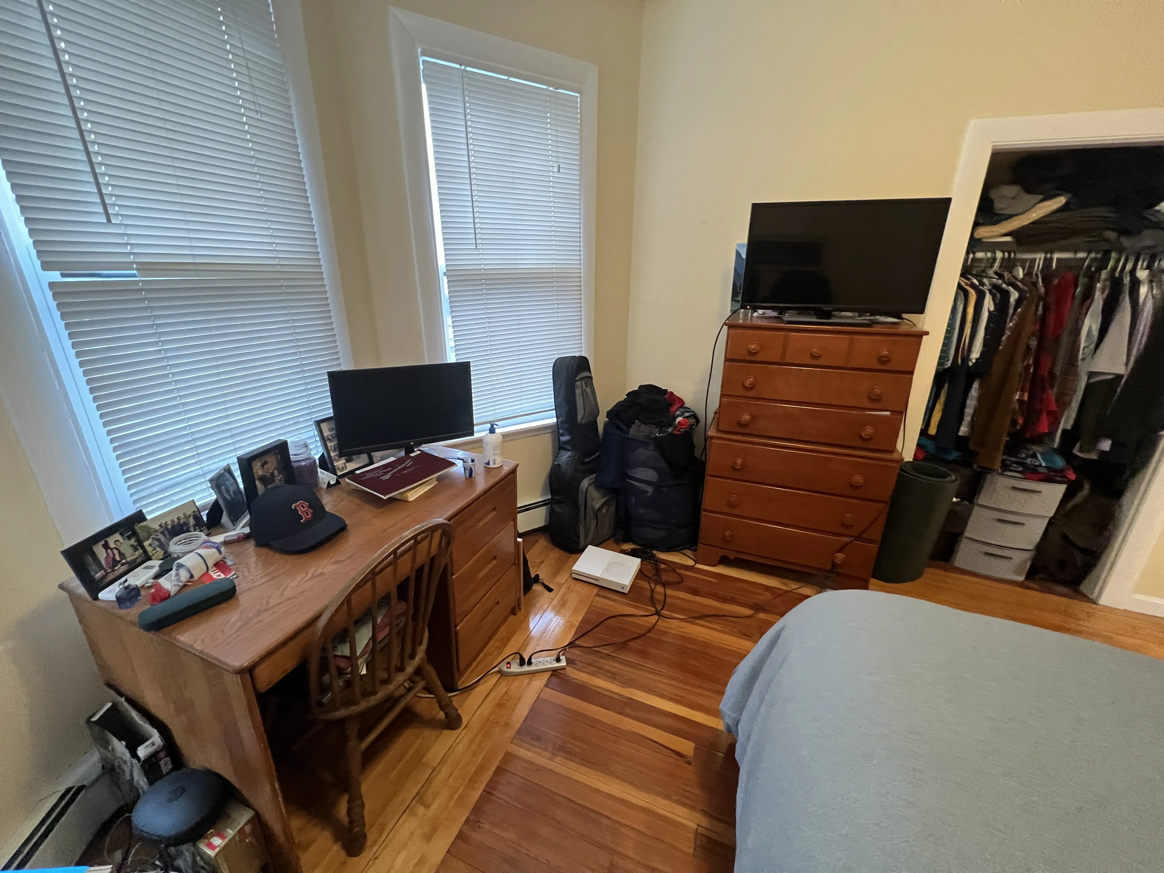 3 bed, 1 bath apartment for rent at 29 Cameron Ave Unit 29-1, Teele Square — photo 17 of 26