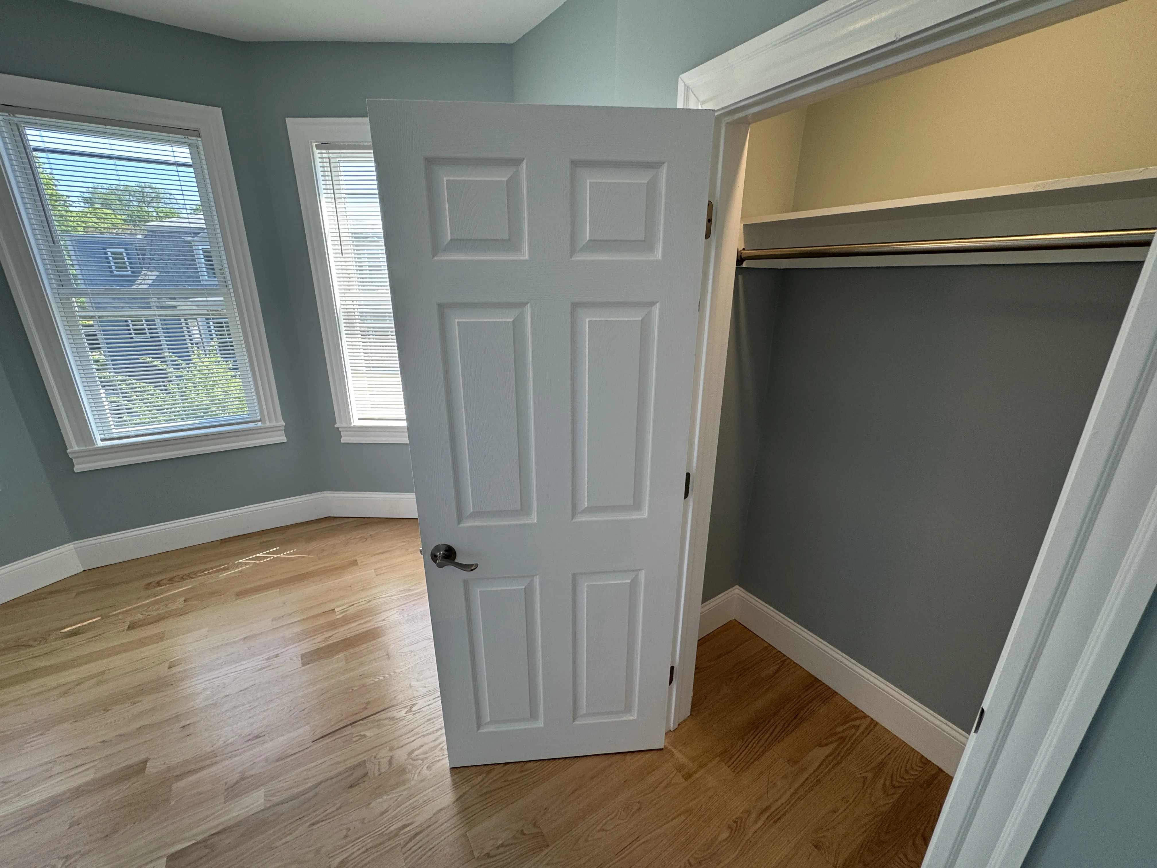 4 bed, 3 bath apartment for rent at 29 Cameron Ave Unit 3, Teele Square — photo 21 of 35