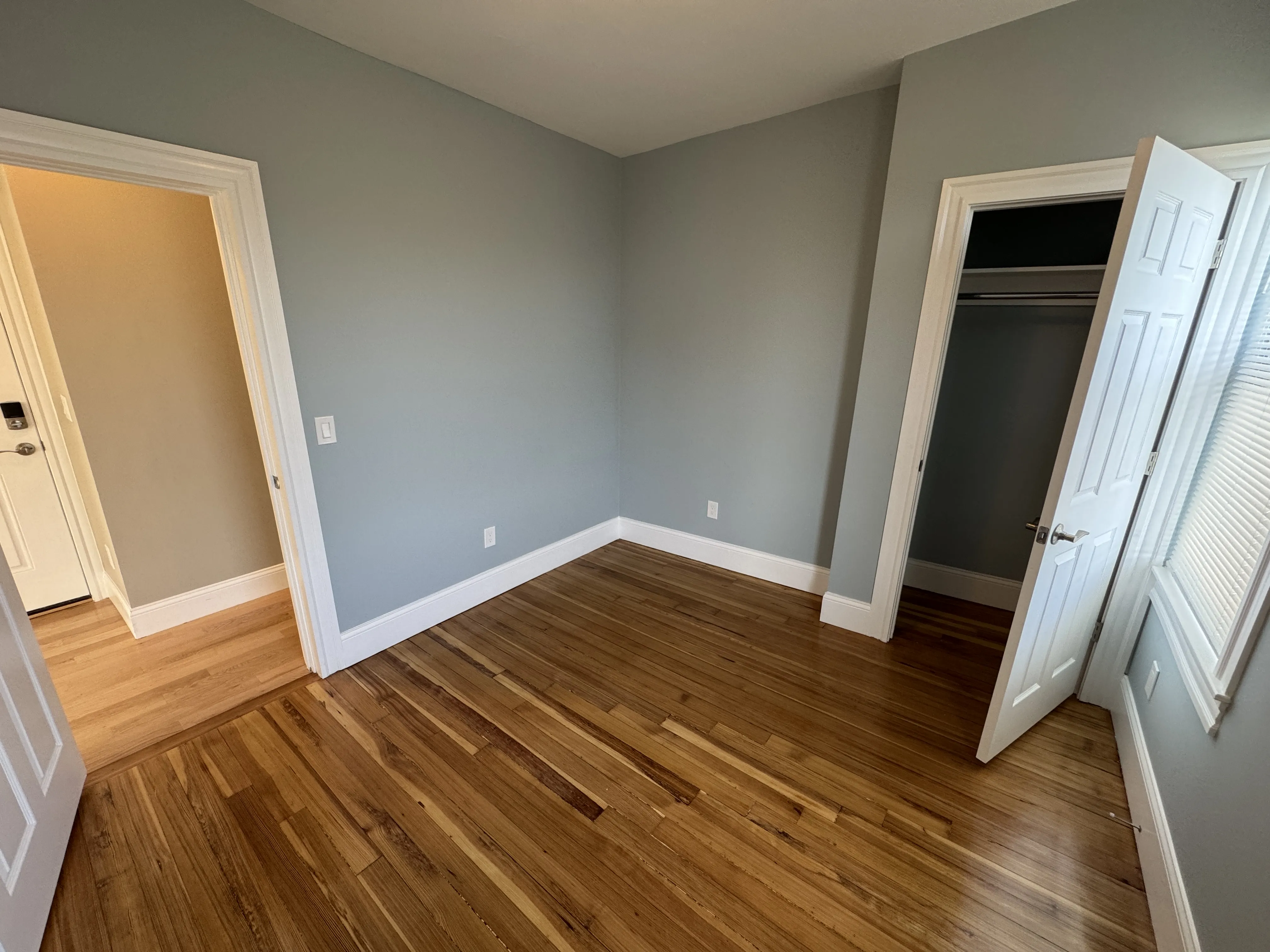 4 bed, 3 bath apartment for rent at 29 Cameron Ave Unit 3, Teele Square — photo 15 of 35