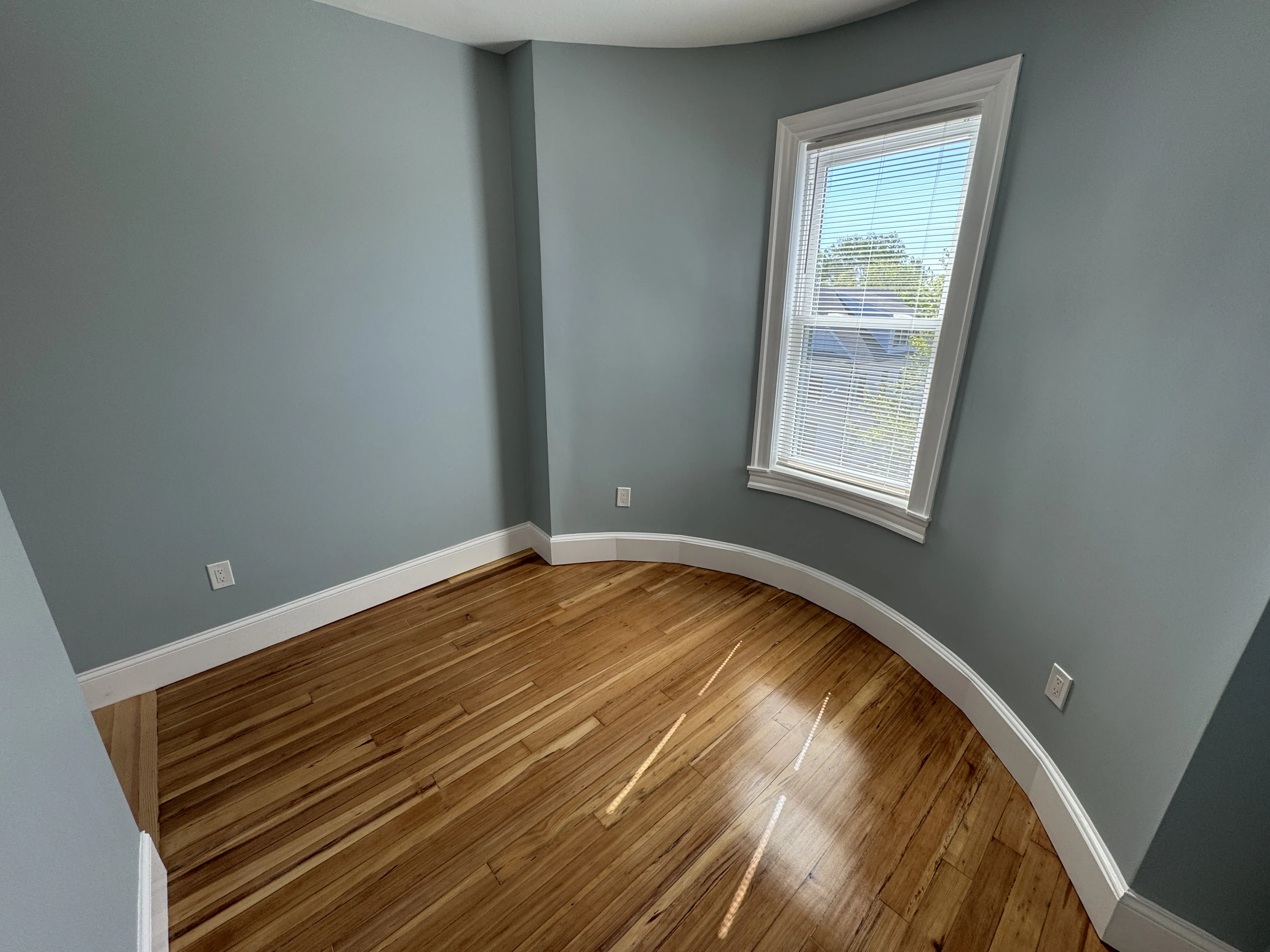 4 bed, 3 bath apartment for rent at 29 Cameron Ave Unit 3, Teele Square — photo 13 of 35
