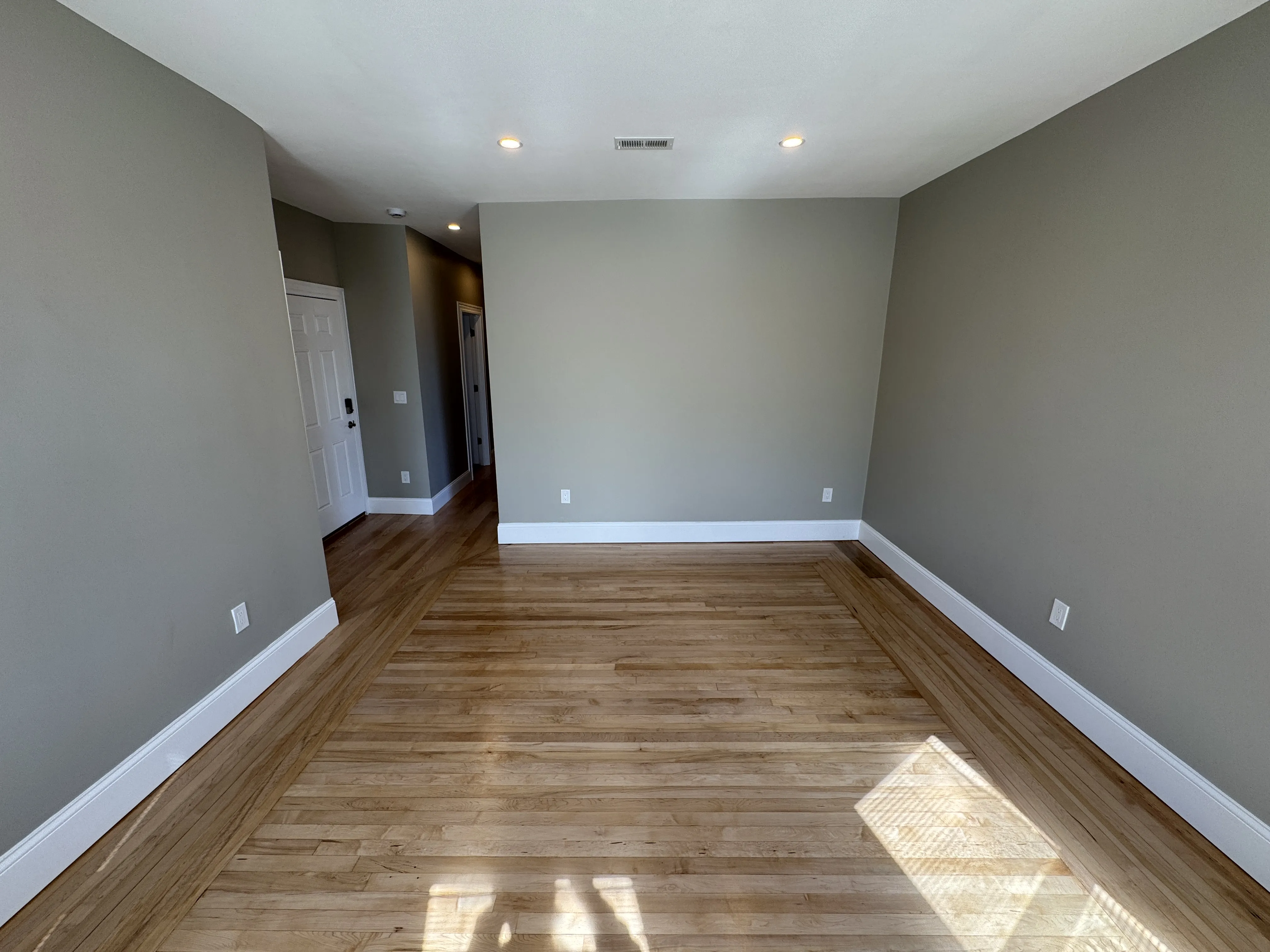 4 bed, 3 bath apartment for rent at 29 Cameron Ave Unit 3, Teele Square — photo 6 of 35