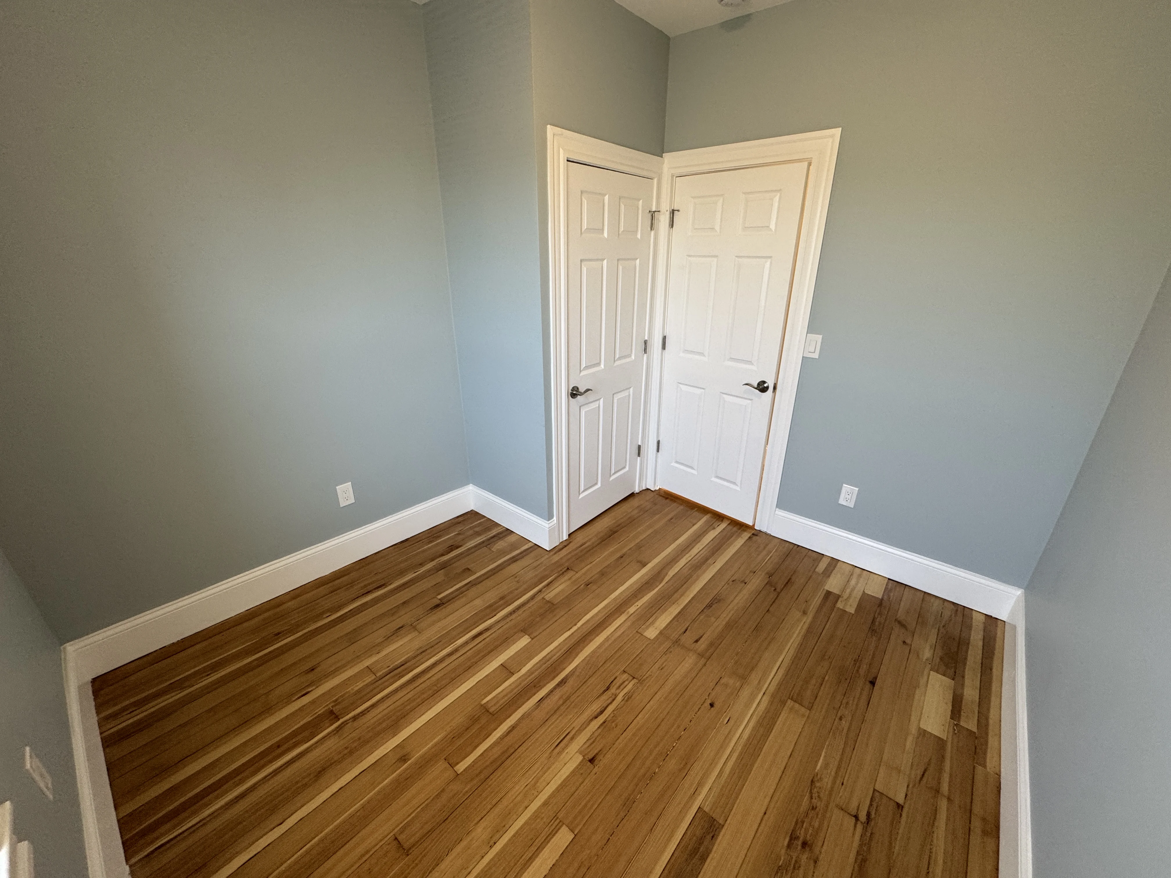 4 bed, 3 bath apartment for rent at 29 Cameron Ave Unit 3A, Teele Square — photo 9 of 11