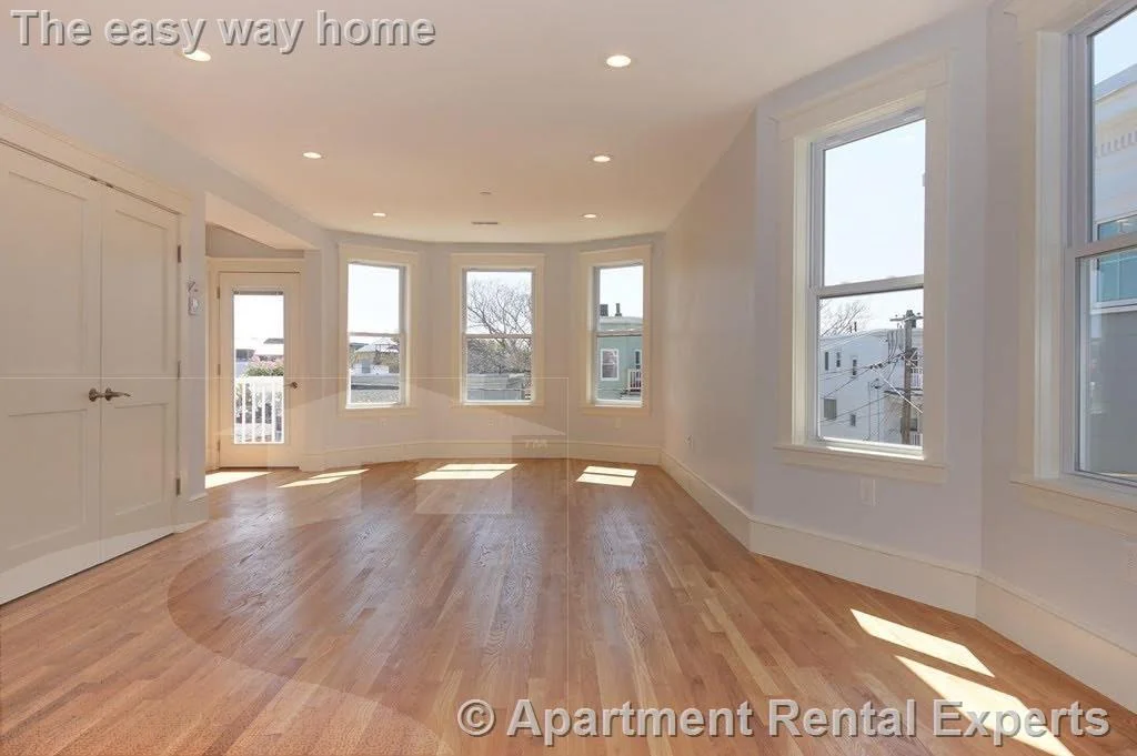 2 bed, 2 bath apartment for rent at 29 Cameron Ave Unit B, Davis Square — photo 23 of 27