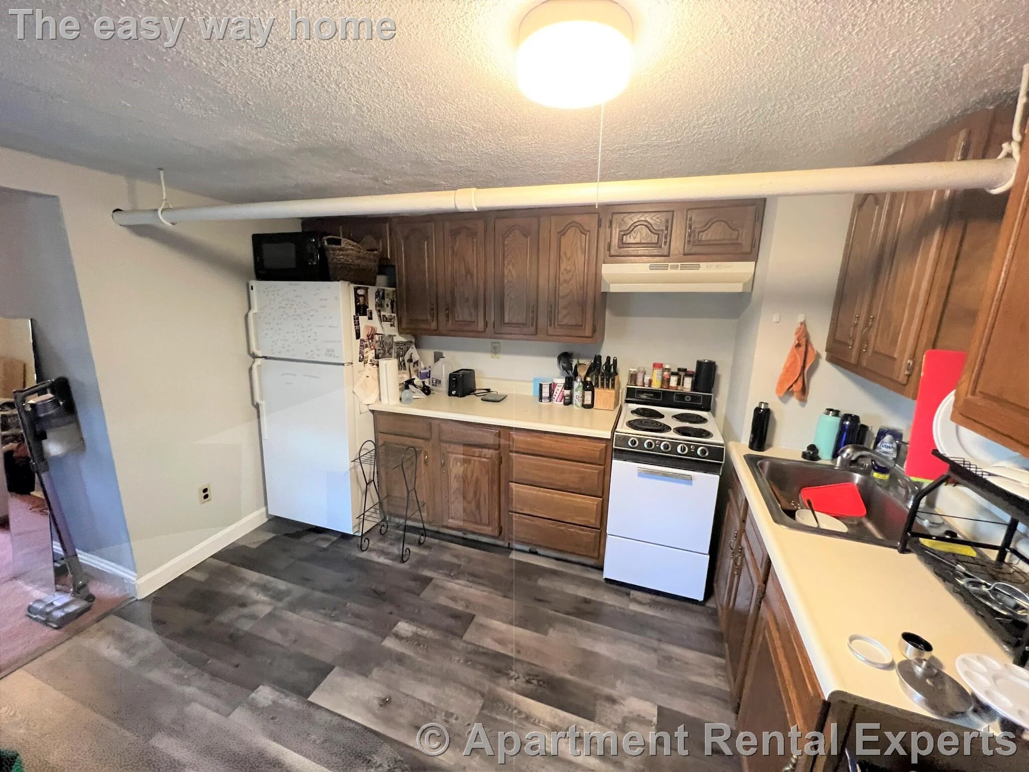 1 bed, 1 bath apartment for rent at 29 Cameron Ave Unit B, Davis Square — photo 3 of 12
