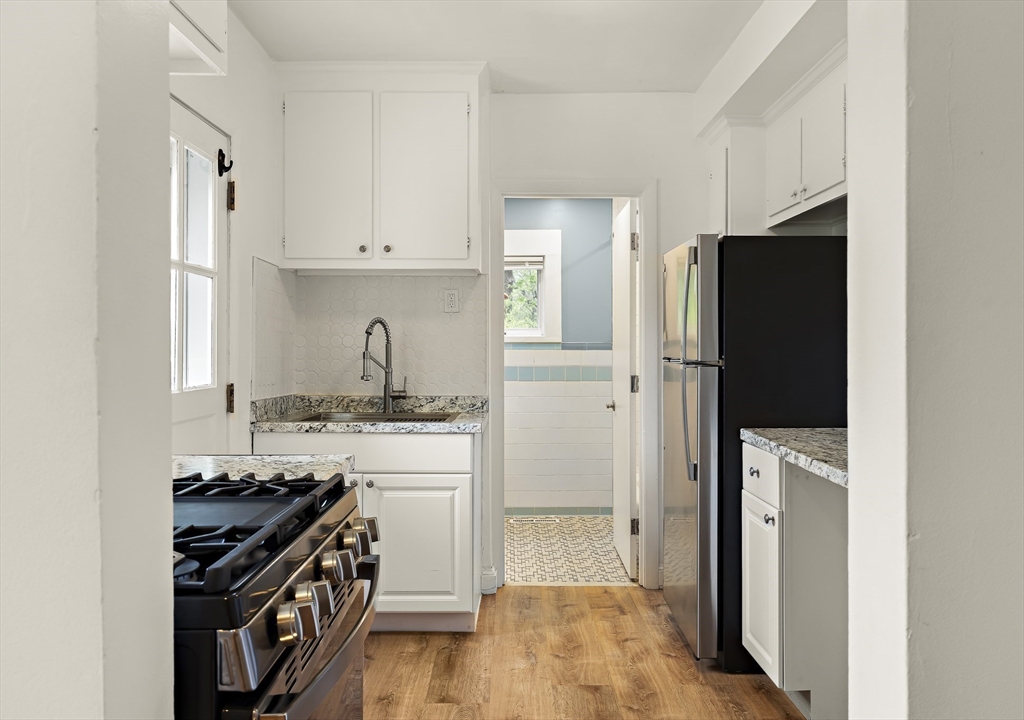 1 bed, 1 bath apartment for rent at 29 Carpenter Unit 1, Foxboro — photo 1 of 6