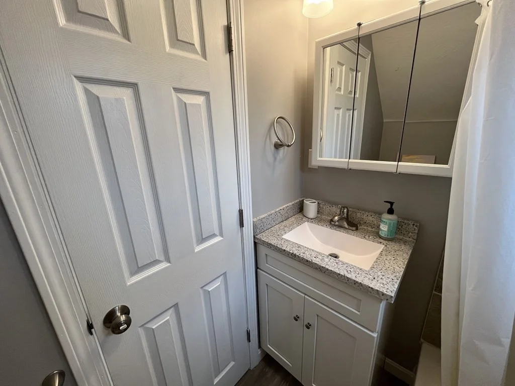 1 bed, 1 bath apartment for rent at 29 Carpenter Unit 4, Foxboro — photo 7 of 8