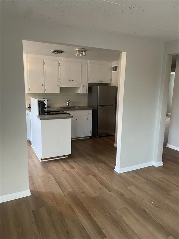 3 bed, 1 bath apartment for rent at 29 Center St Unit 2, Watertown — photo 2 of 14
