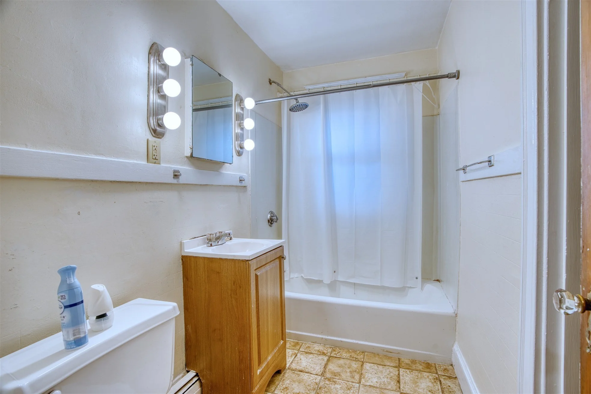 1 bed, 1 bath apartment for rent at 29 Channing St Unit 4, Quincy — photo 23 of 32