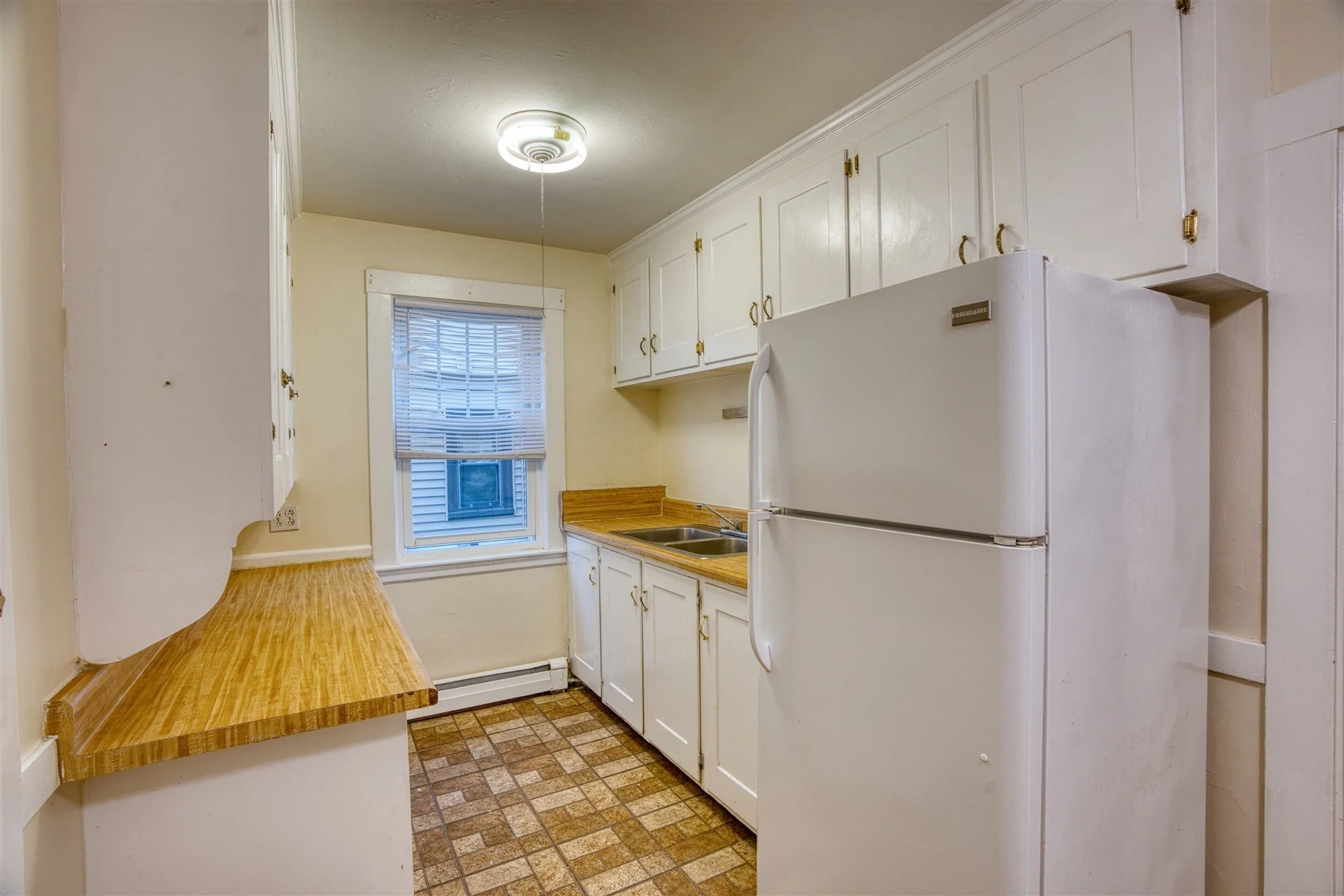 1 bed, 1 bath apartment for rent at 29 Channing St Unit 4, Quincy — photo 13 of 32