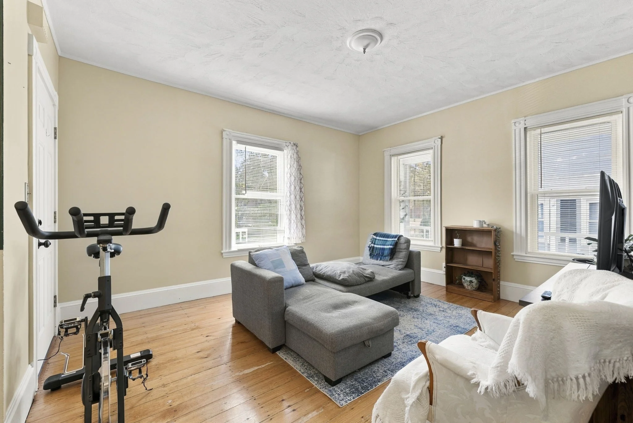 2 bed, 1 bath apartment for rent at 29 Chapman St Unit 1, Canton — photo 4 of 18