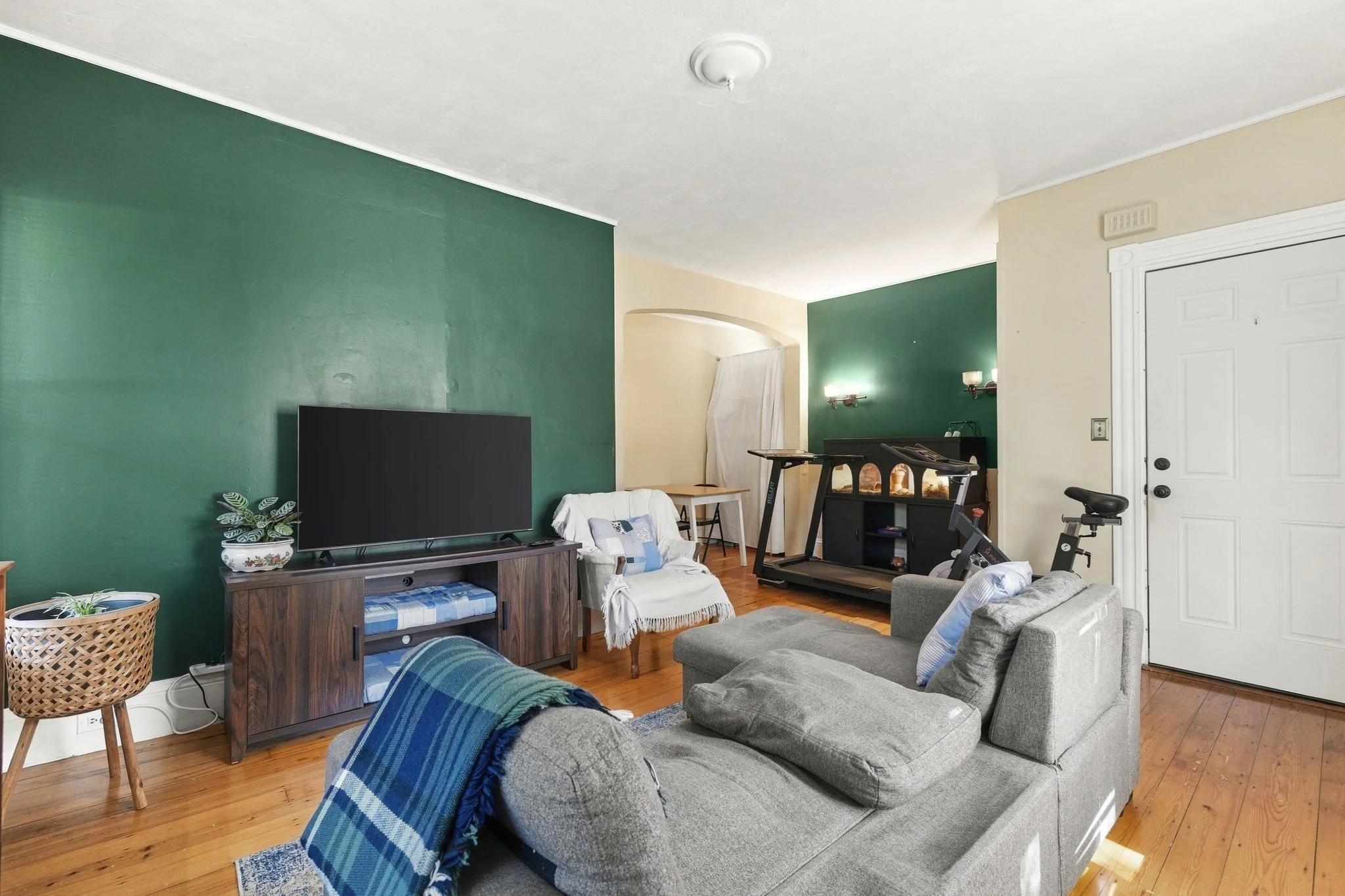 2 bed, 1 bath apartment for rent at 29 Chapman St Unit 1, Canton — photo 3 of 18