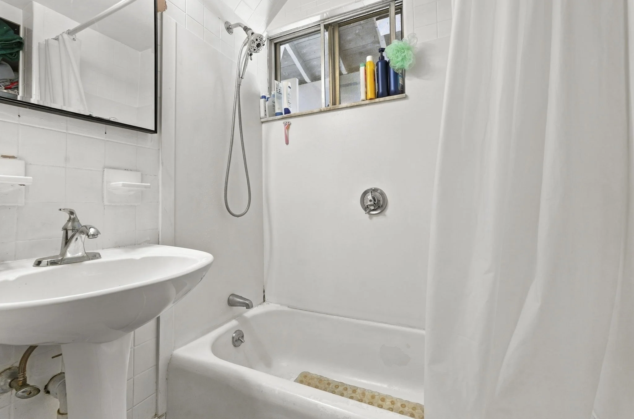 2 bed, 1 bath apartment for rent at 29 Chapman St Unit 1, Canton — photo 13 of 18