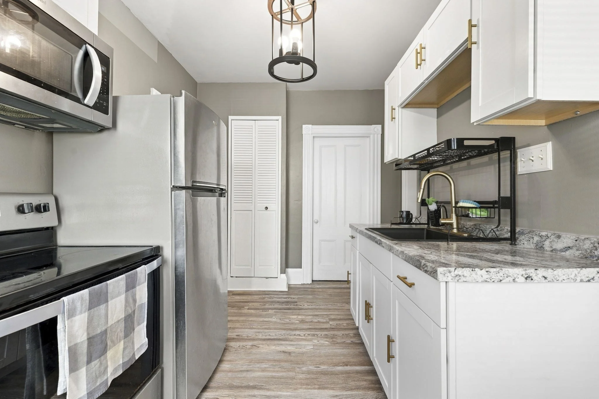 2 bed, 1 bath apartment for rent at 29 Chapman St Unit 1, Canton — photo 11 of 18