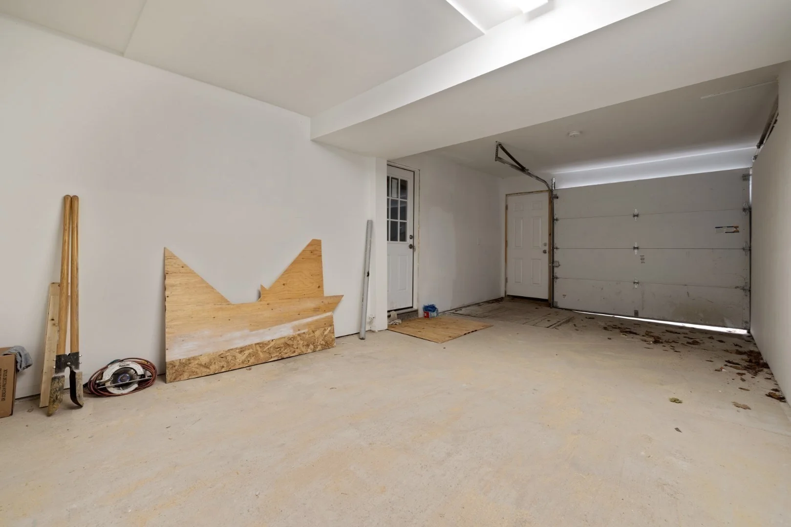 3 bed, 1 bath apartment for rent at 29 Church St Unit 1, Spencer — photo 19 of 23