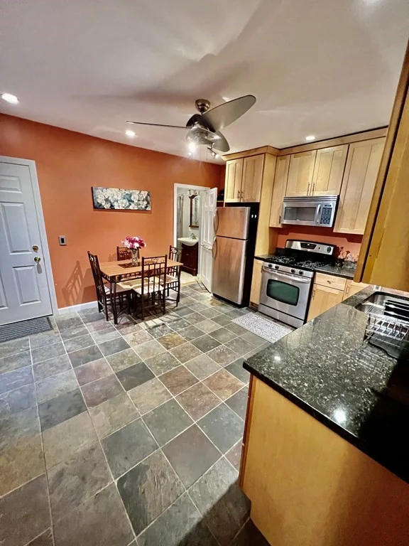 2 bed, 1 bath apartment for rent at 29 Cohasset Unit 2, Roslindale — photo 3 of 26
