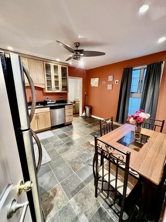 2 bed, 1 bath apartment for rent at 29 Cohasset Unit 2, Roslindale — photo 5 of 26