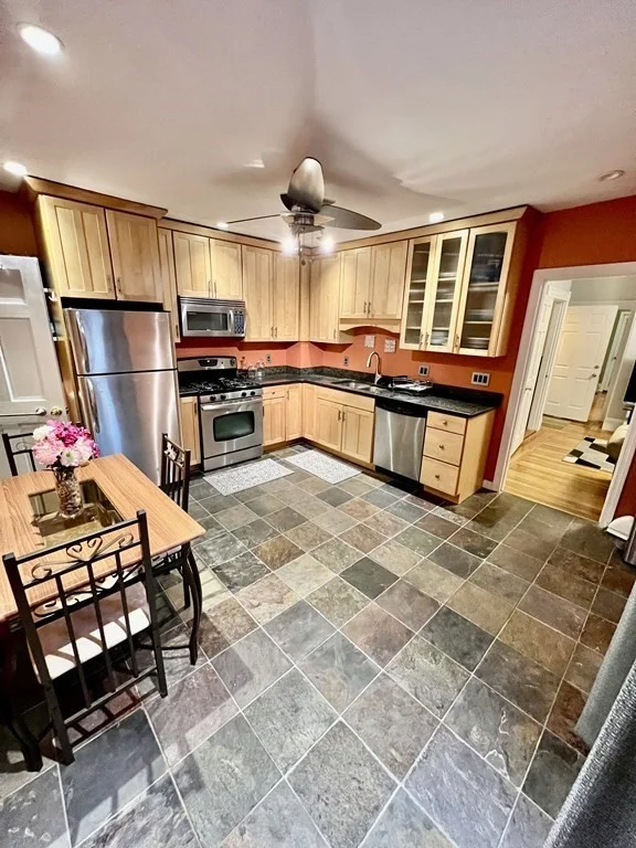 2 bed, 1 bath apartment for rent at 29 Cohasset Unit 2, Roslindale — photo 4 of 26