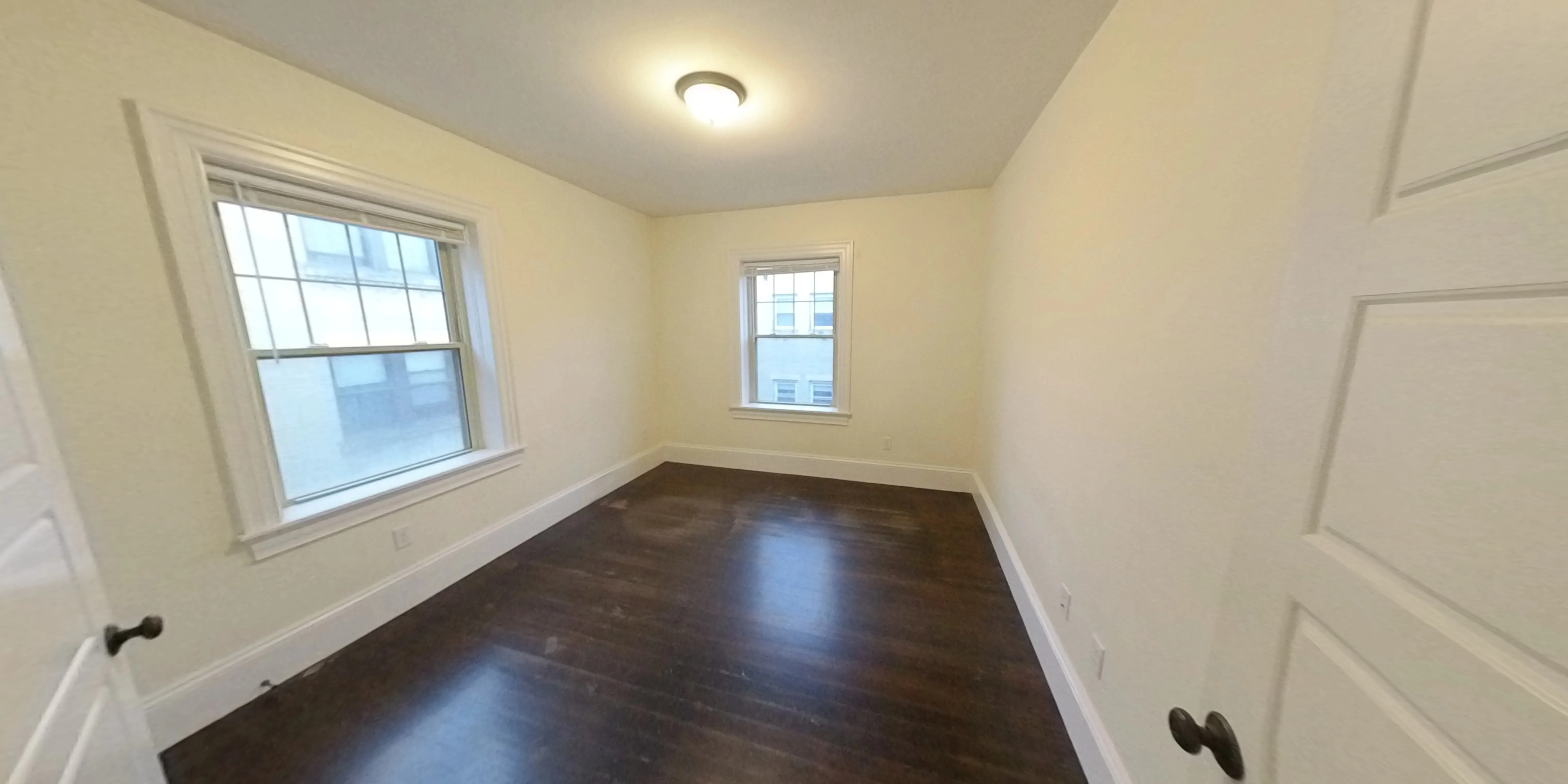 4 bed, 2 bath apartment for rent at 29 Commonwealth Ter Unit 2, Brighton — photo 4 of 9