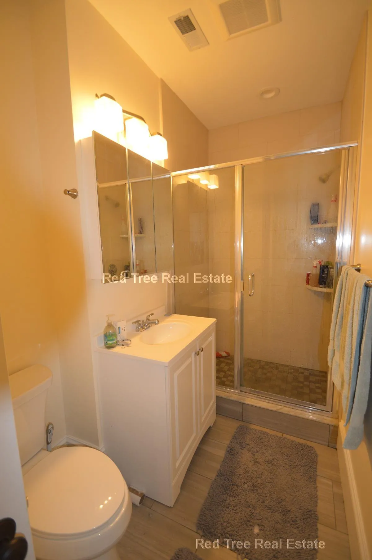 4 bed, 2 bath apartment for rent at 29 Commonwealth Ter Unit 3, Brighton — photo 9 of 22