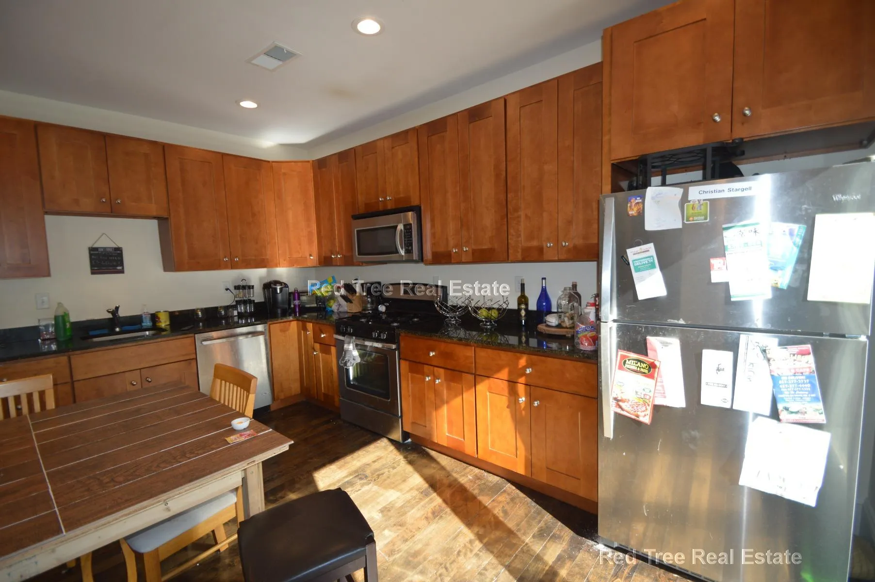 4 bed, 2 bath apartment for rent at 29 Commonwealth Ter Unit 3, Brighton — photo 2 of 22