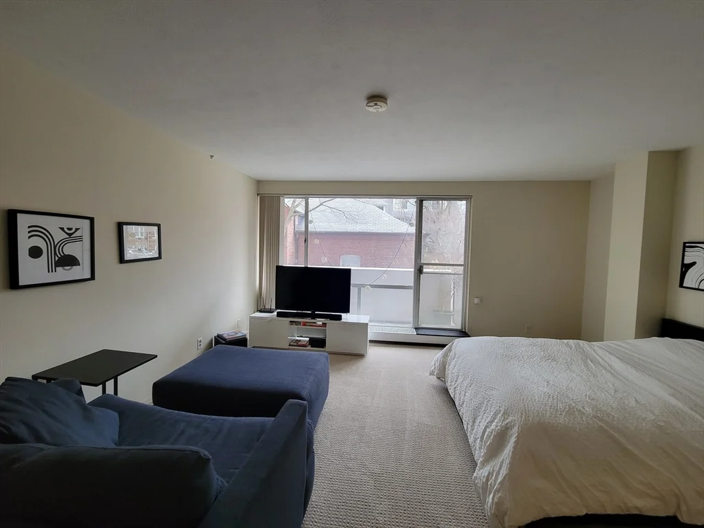 Studio bed, 1 bath apartment for rent at 29 Concord Ave Unit 208, Neighborhood Nine — photo 1 of 12