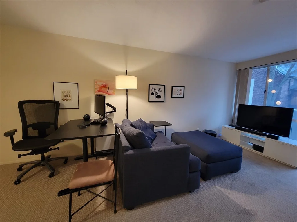 Studio bed, 1 bath apartment for rent at 29 Concord Ave Unit 208, Neighborhood Nine — photo 4 of 12