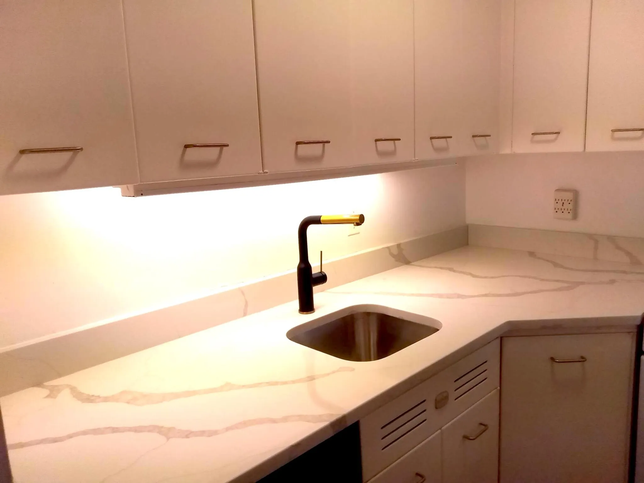 1 bed, 1 bath apartment for rent at 29 Concord Ave Unit 512, Neighborhood Nine — photo 13 of 25