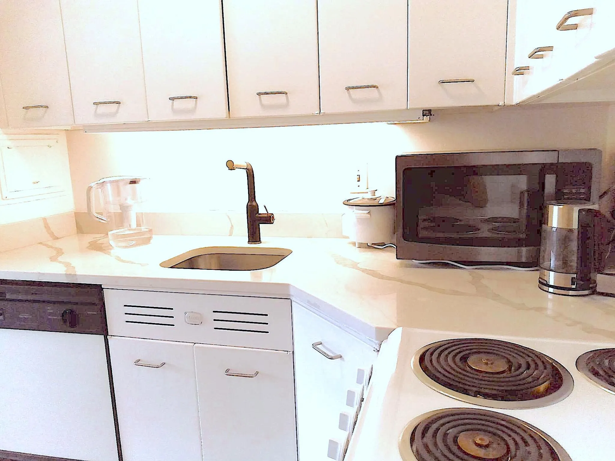 1 bed, 1 bath apartment for rent at 29 Concord Ave Unit 512, Neighborhood Nine — photo 12 of 25