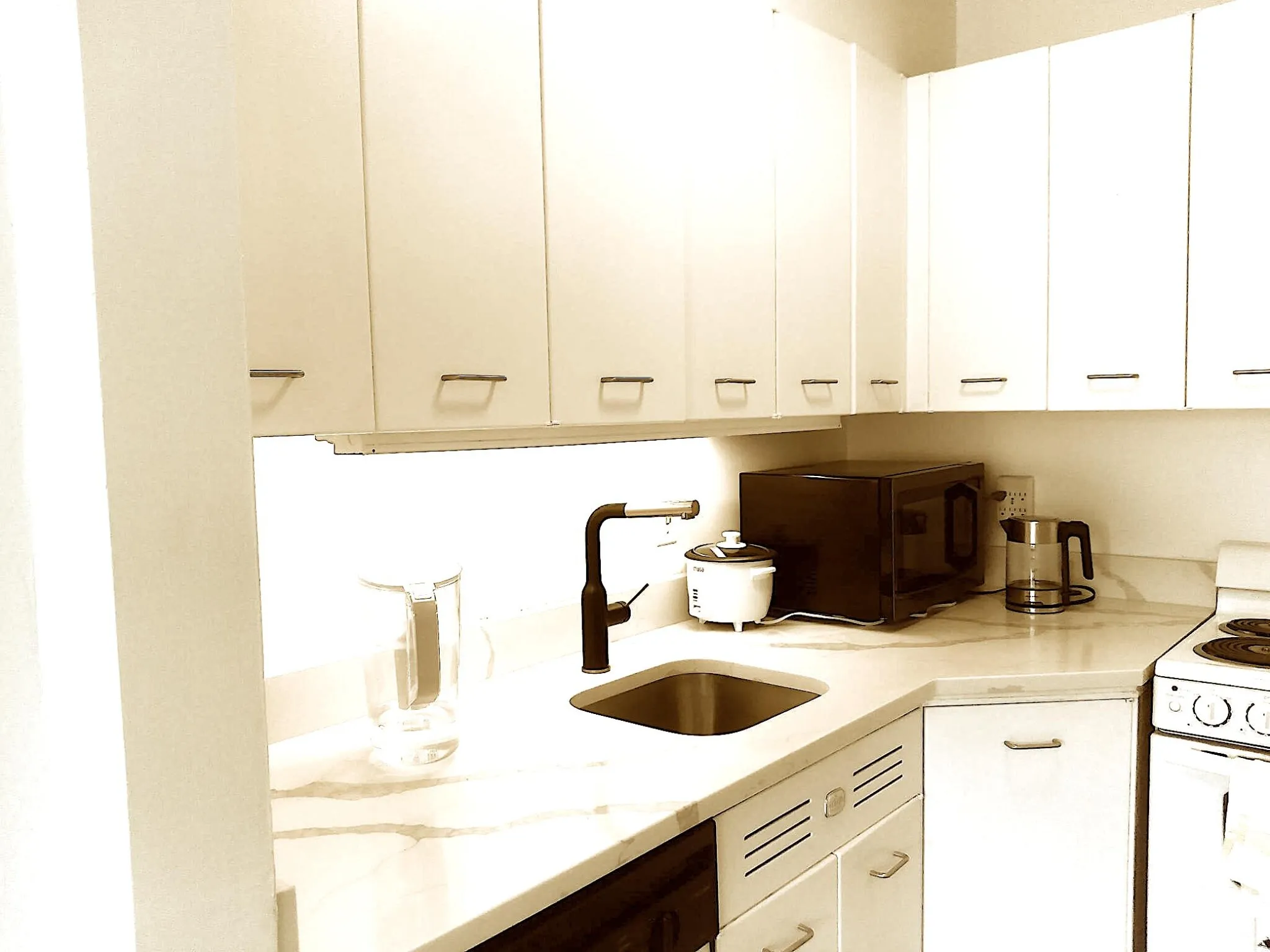 1 bed, 1 bath apartment for rent at 29 Concord Ave Unit 512, Neighborhood Nine — photo 11 of 25