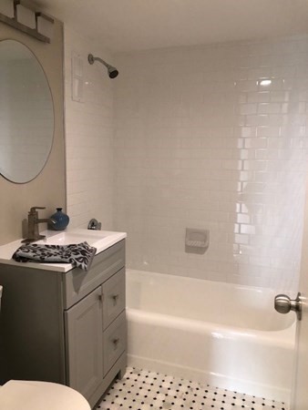 1 bed, 1 bath apartment for rent at 29 Concord Ave Unit 610, Harvard Square — photo 16 of 22