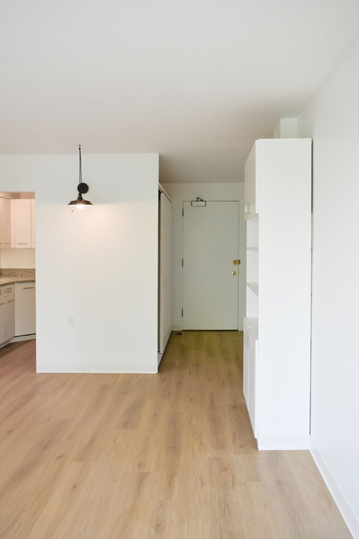 1 bed, 1 bath apartment for rent at 29 Concord Ave Unit 702, Harvard Square — photo 4 of 28