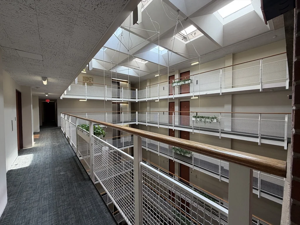 1 bed, 1 bath apartment for rent at 29 Concord Ave Unit 706, Harvard Square — photo 11 of 13