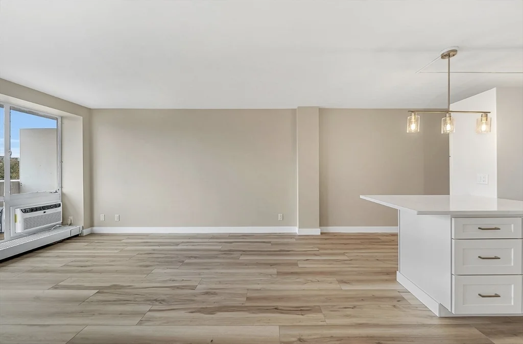 1 bed, 1 bath apartment for rent at 29 Concord Ave Unit 709, Neighborhood Nine — photo 6 of 14