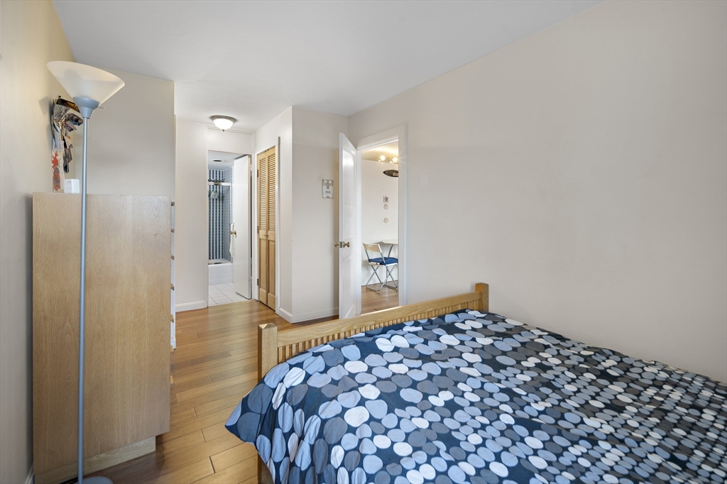 1 bed, 1 bath apartment for rent at 29 Concord Ave Unit 804, Neighborhood Nine — photo 5 of 13