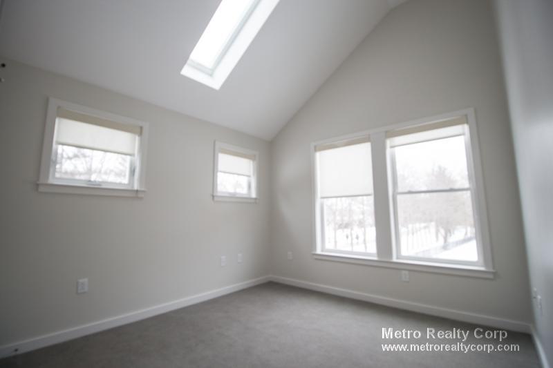 4 bed, 3.5 bath apartment for rent at 29 Cottage Park Ave, North Cambridge — photo 6 of 18