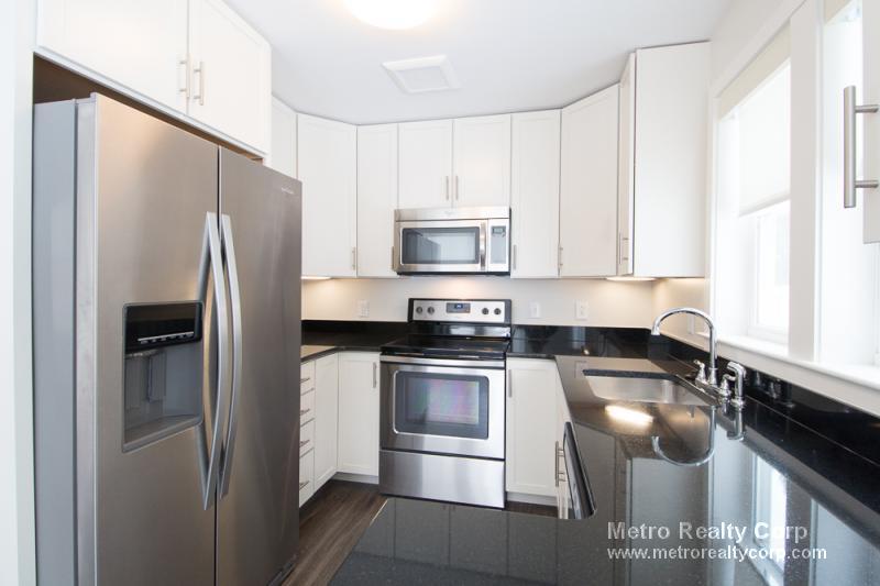 4 bed, 3.5 bath apartment for rent at 29 Cottage Park Ave, North Cambridge — photo 3 of 18