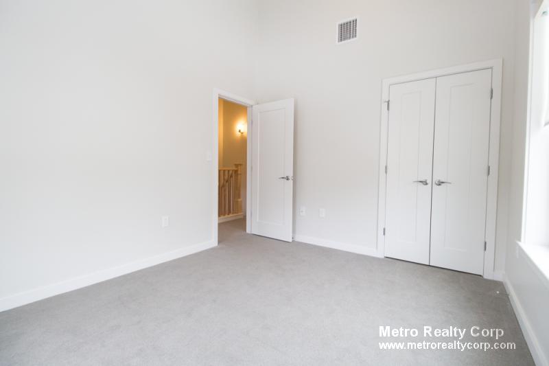 4 bed, 3.5 bath apartment for rent at 29 Cottage Park Ave, North Cambridge — photo 9 of 18