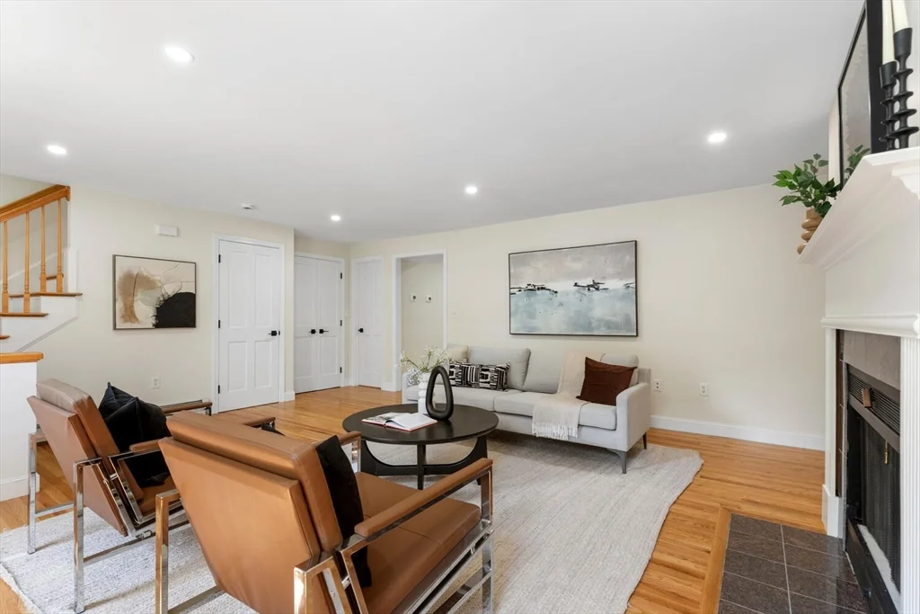3 bed, 3 bath apartment for rent at 29 Cottage St Unit 29, Newton Upper Falls — photo 3 of 34