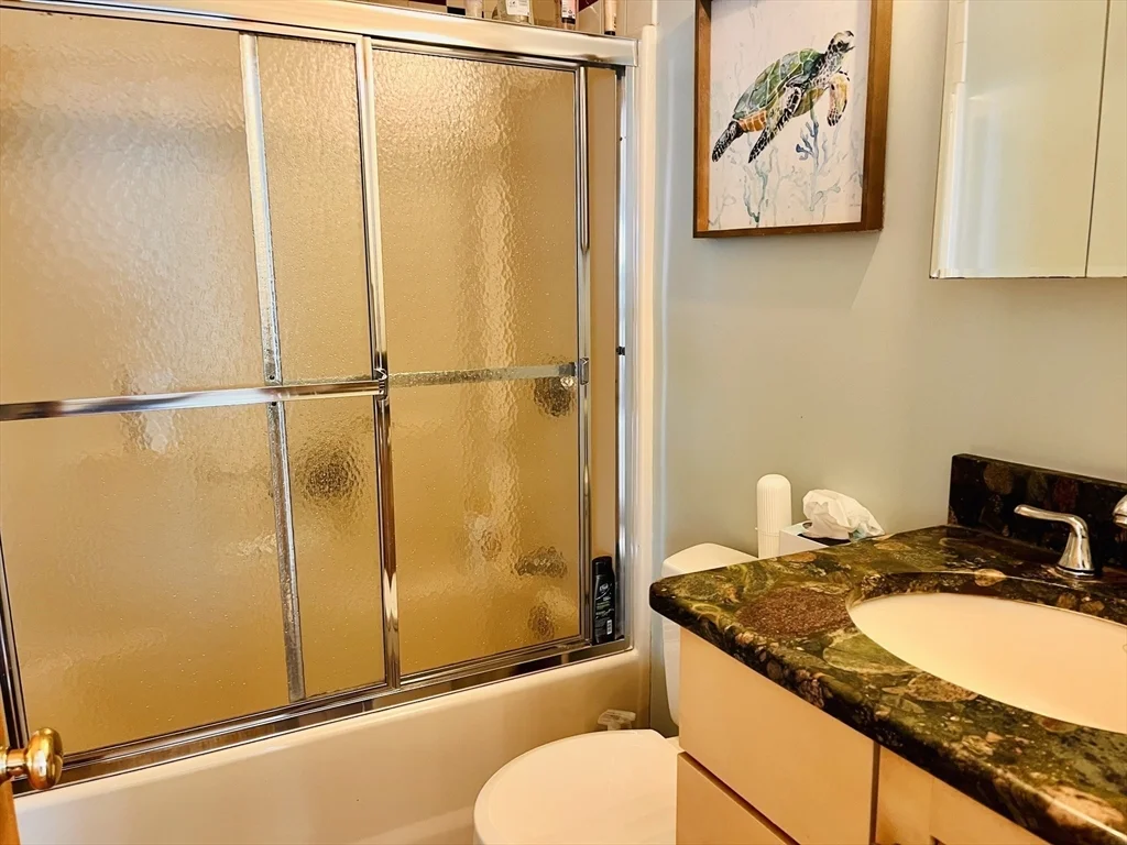 2 bed, 2 bath apartment for rent at 29 Cove St, Mattapoisett — photo 13 of 14