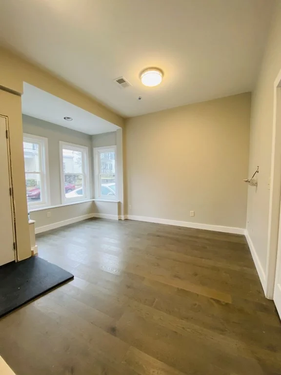 2 bed, 1 bath apartment for rent at 29 Curve St Unit 1, Dedham — photo 3 of 5