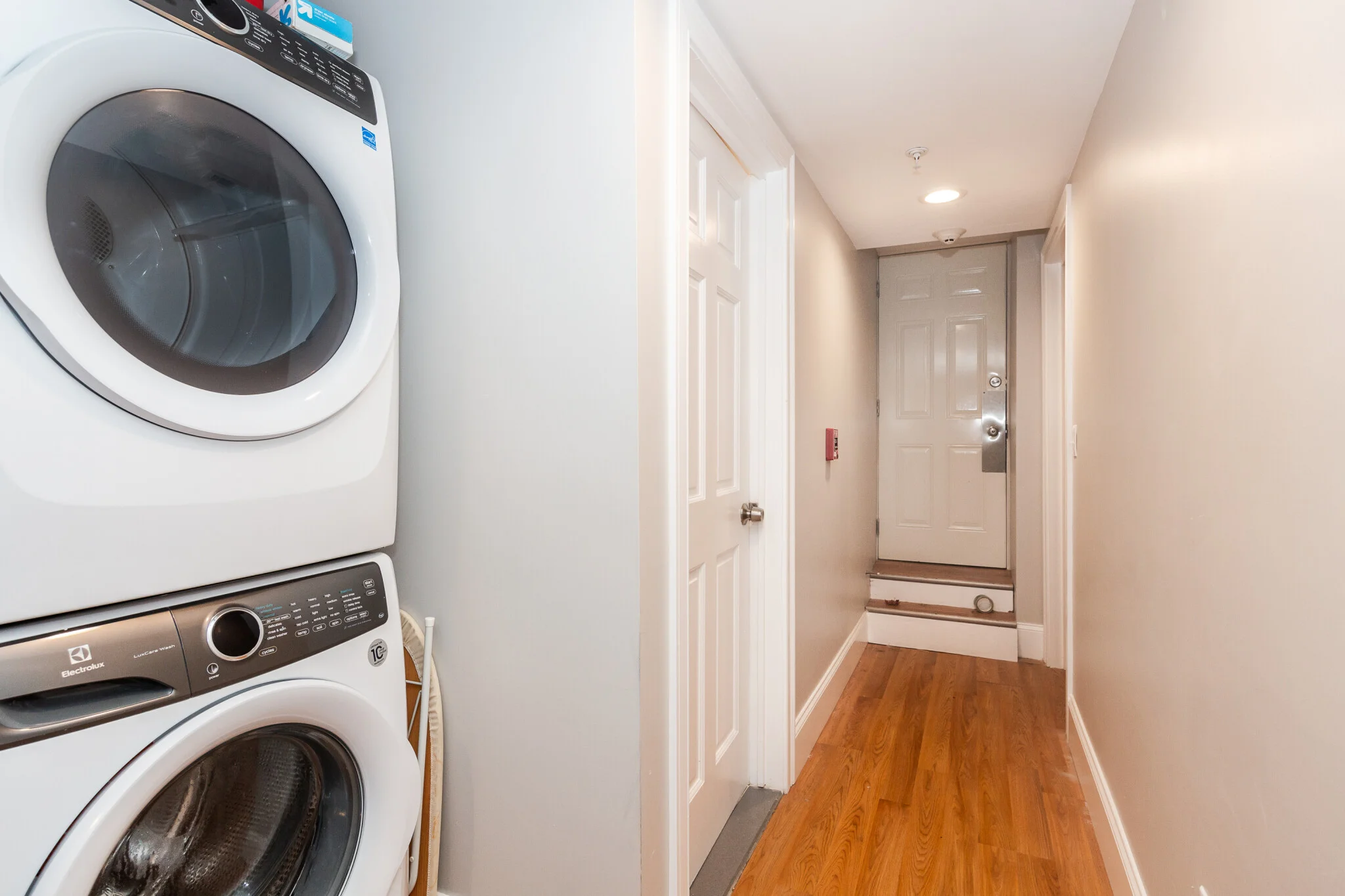 5 bed, 3 bath apartment for rent at 29 Darling St Unit 1, Mission Hill — photo 13 of 13
