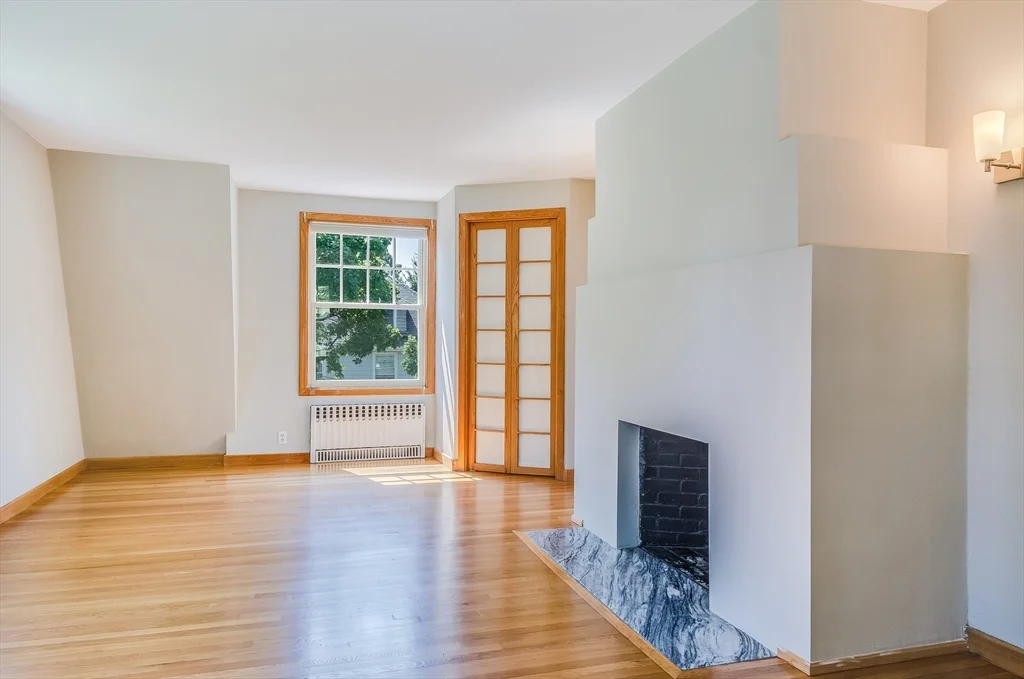 4 bed, 2 bath apartment for rent at 29 Devereaux St, Arlington — photo 24 of 33