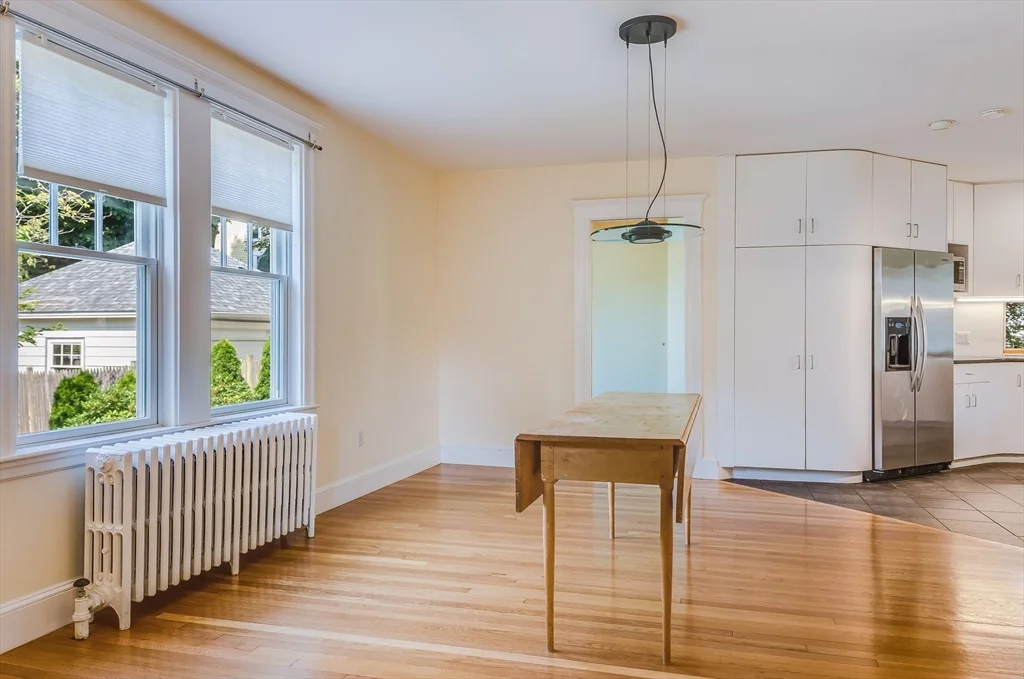 4 bed, 2 bath apartment for rent at 29 Devereaux St, Arlington — photo 11 of 33