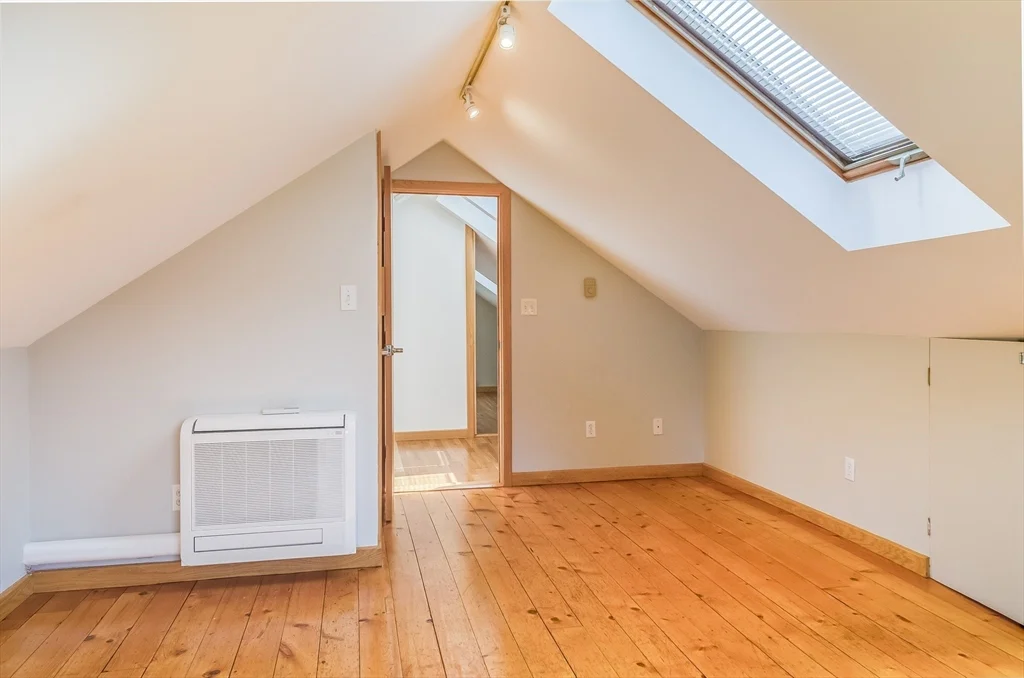 4 bed, 2 bath apartment for rent at 29 Devereaux St, Arlington — photo 29 of 33