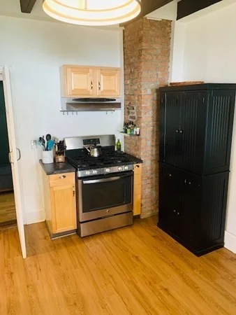 3 bed, 2 bath apartment for rent at 29 Draper St Unit 29, Medford — photo 3 of 16