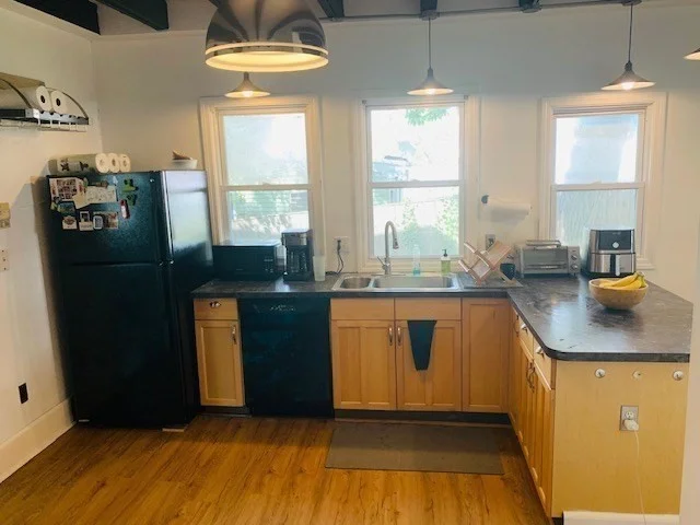 3 bed, 2 bath apartment for rent at 29 Draper St Unit SFR, Medford — photo 7 of 17