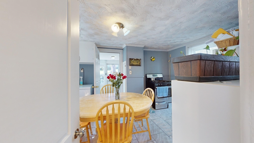 2 bed, 1 bath apartment for rent at 29 Dresser St Unit 1A, Southbridge — photo 7 of 21